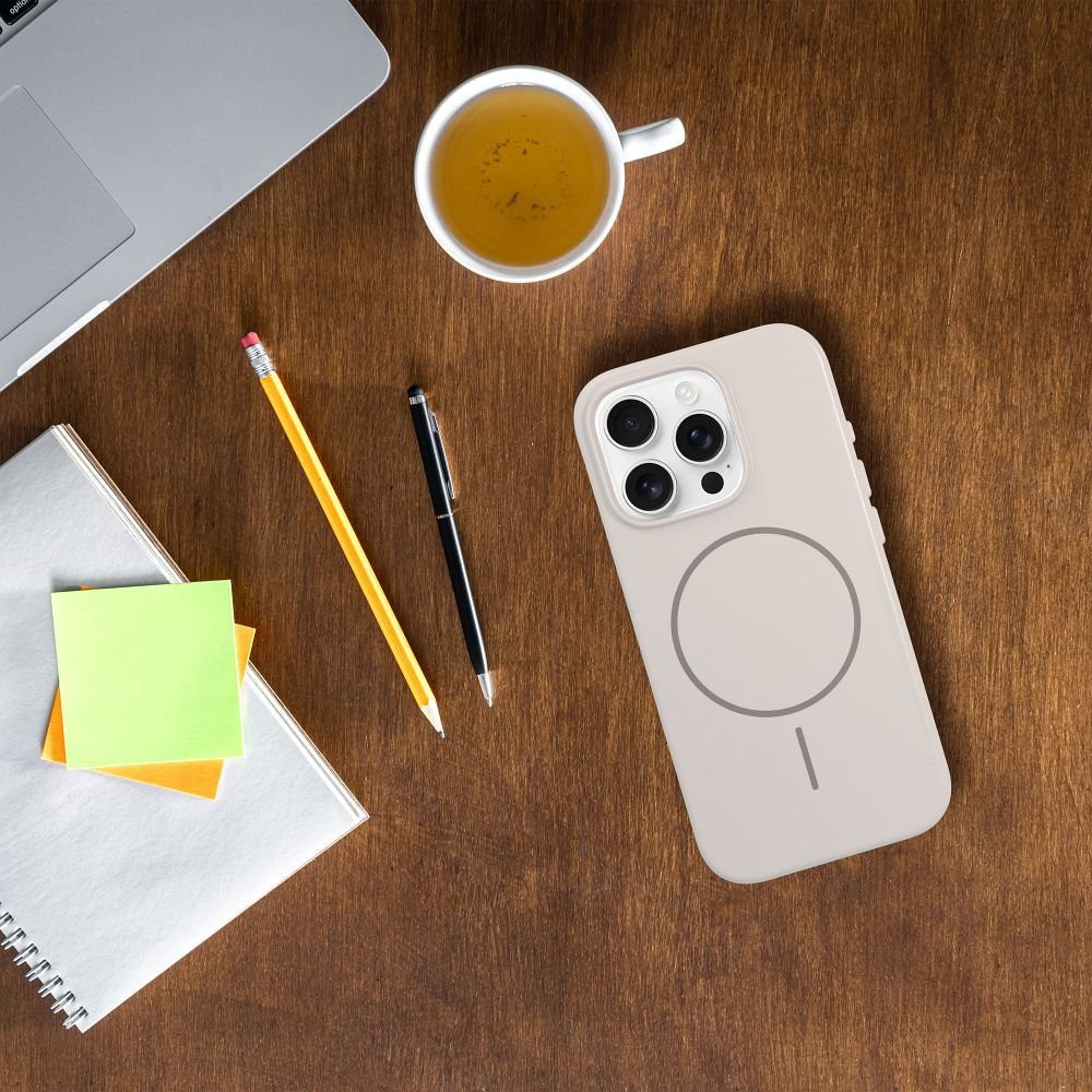 Glossy Mag Cover compatible with MagSafe for IPHONE 13 / 14 White